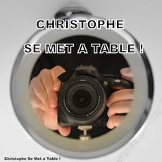 Christophe se met à table