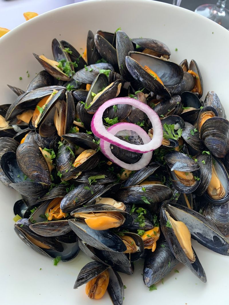 Photo : moules marinières frites