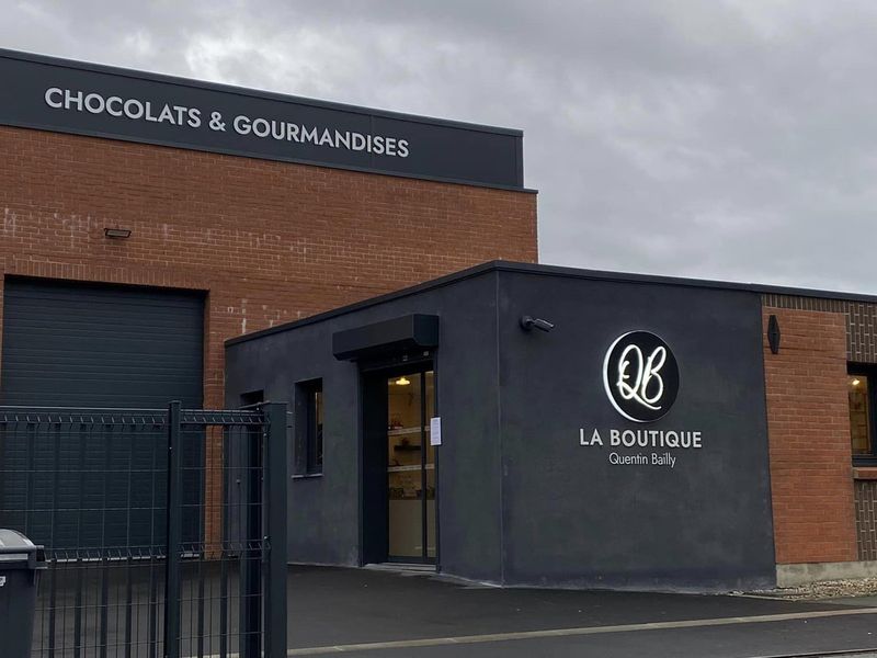 Boutique et Laboratoire du pâtissier-chocolatier Quentin Bailly à Pérenchies près de Lille