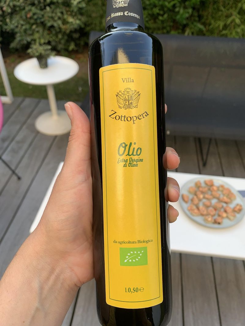 Huile d'olive Italienne biologique à retrouver chez Les Epicentriques à Lille