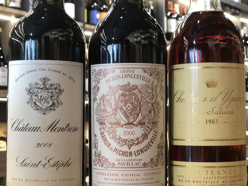 Bouteilles de vin de la Cave Léon Gambetta à Lille