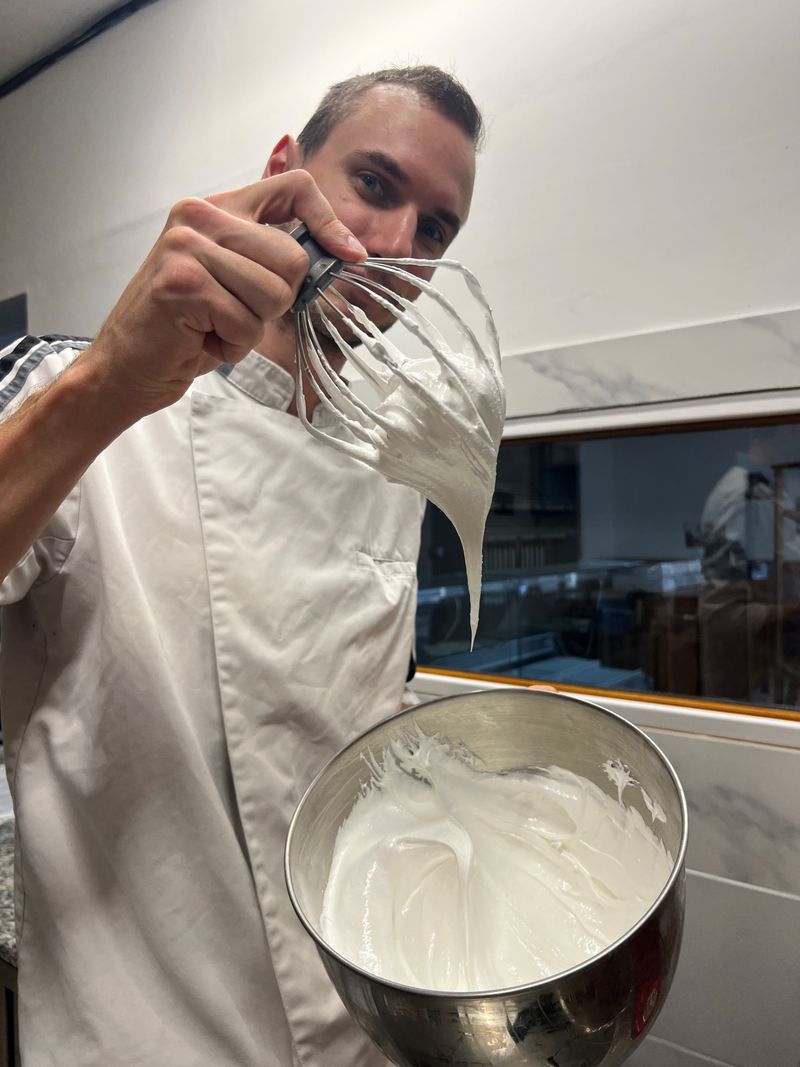 Photo Claire Decraene : la meringue forme un bec
