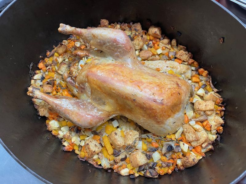 Photo : pintade farcie aux légumes d'hiver