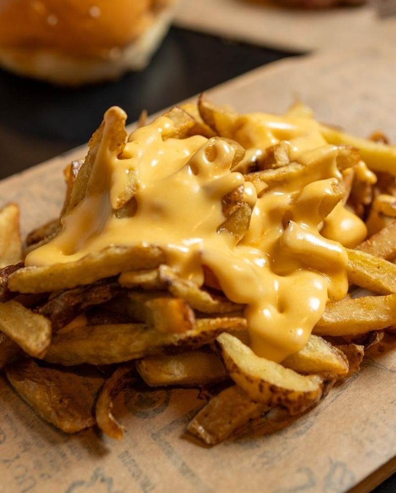 Photo Sam'Régal : frites au cheddar
