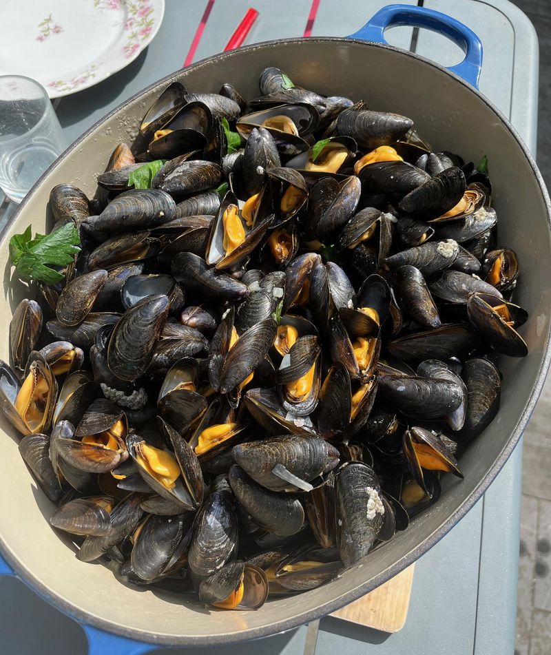 Photo : moules marinières à partager en famille