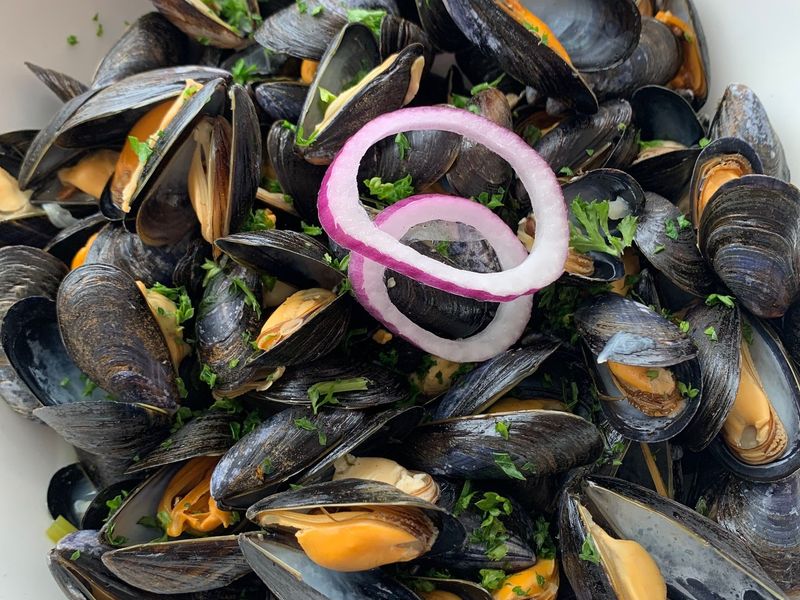 Photo : moules marinières frites
