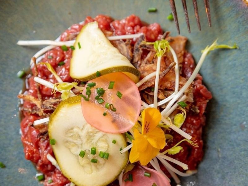 Photo Les Bouchers bien élevés : tartare au couteau