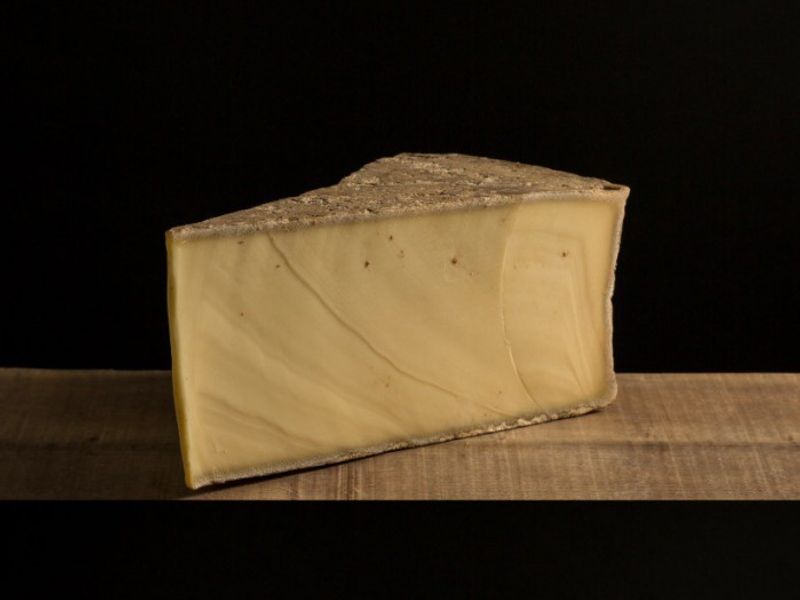 Beaufort d'été AOP de la fromagerie Philippe Olivier à Lille