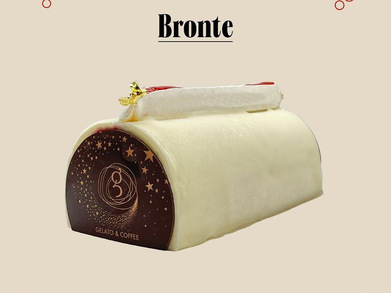 Bûche glacée à la pistache et au chocolat blanc de chez Gelato and Coffee à Lille