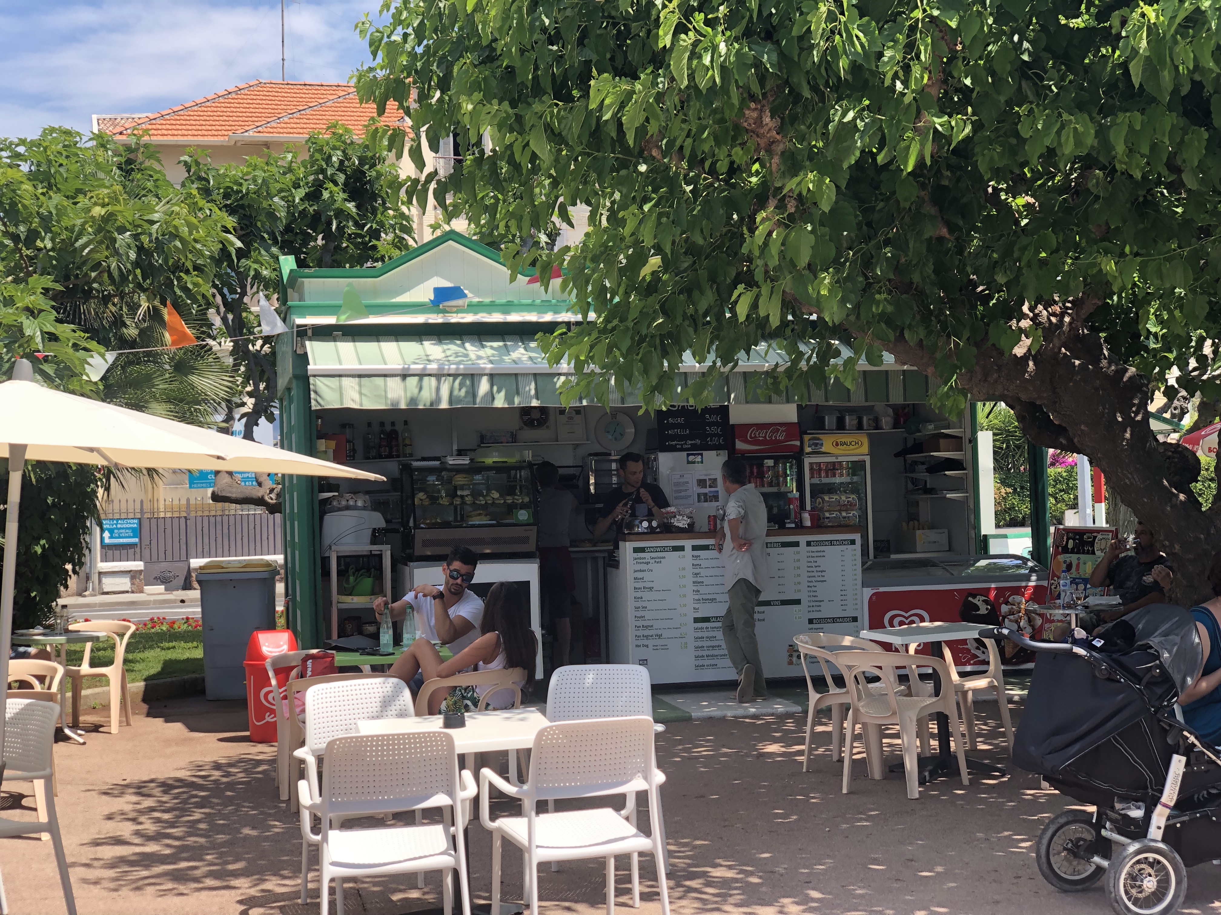 Kiosque Beau Rivage