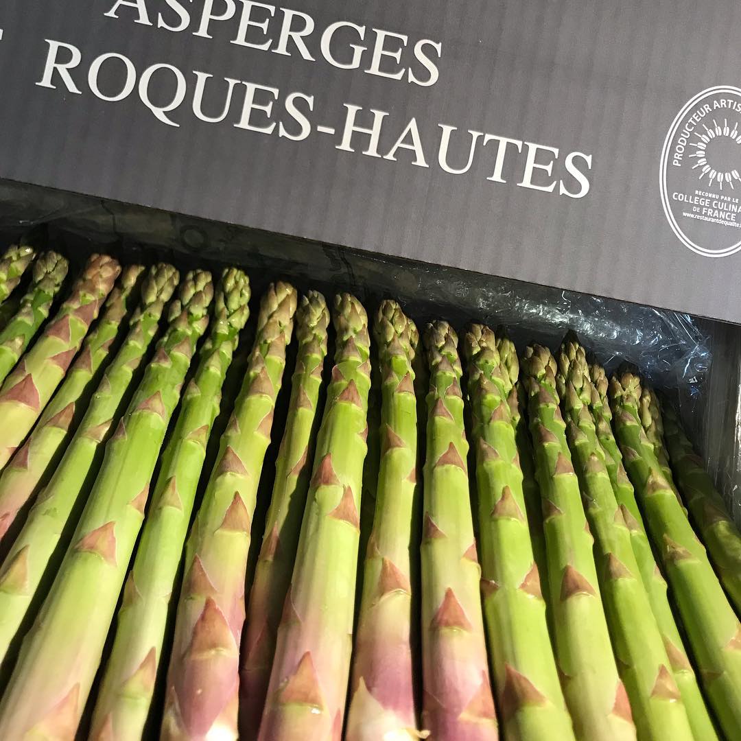 Asperges vertes du domaine de Roques Hautes à Sénas