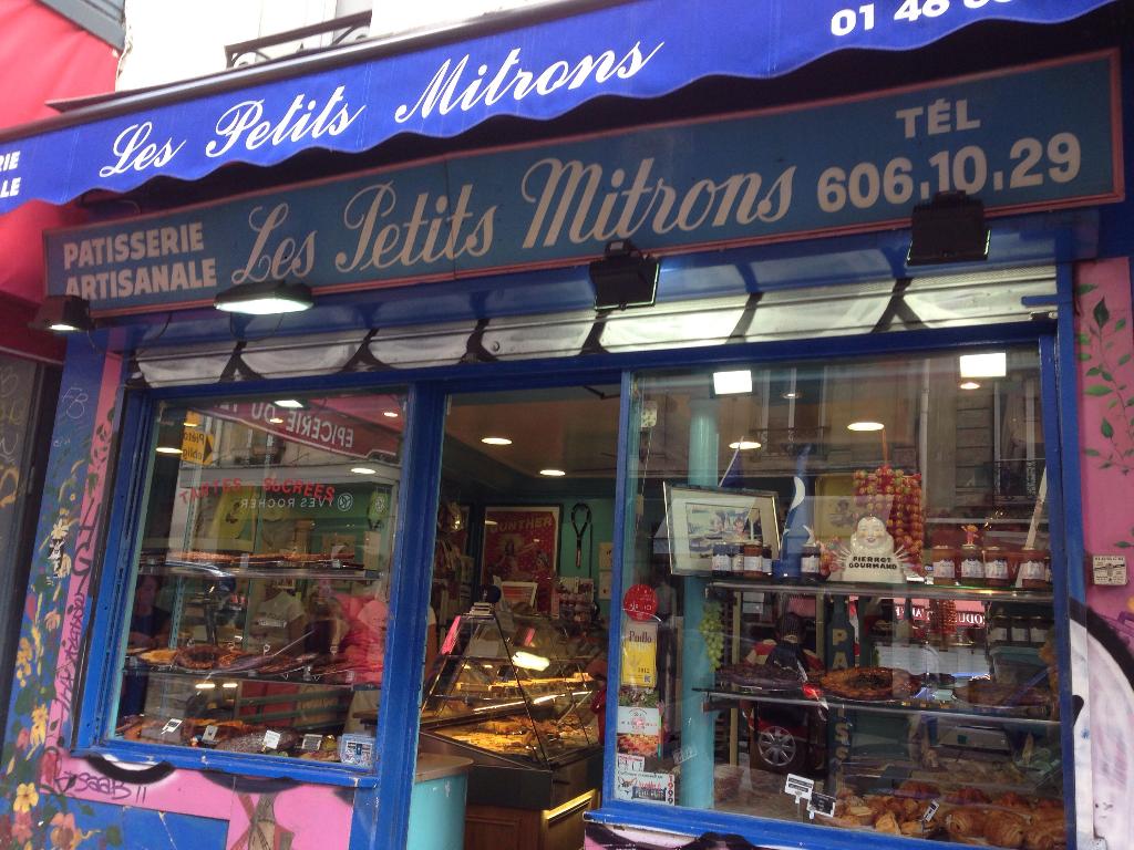 Les Petits Mitrons