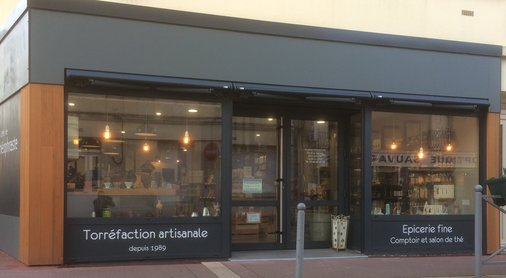 Les cafés de théophraste, torréfacteur et salon de thé à Loudun