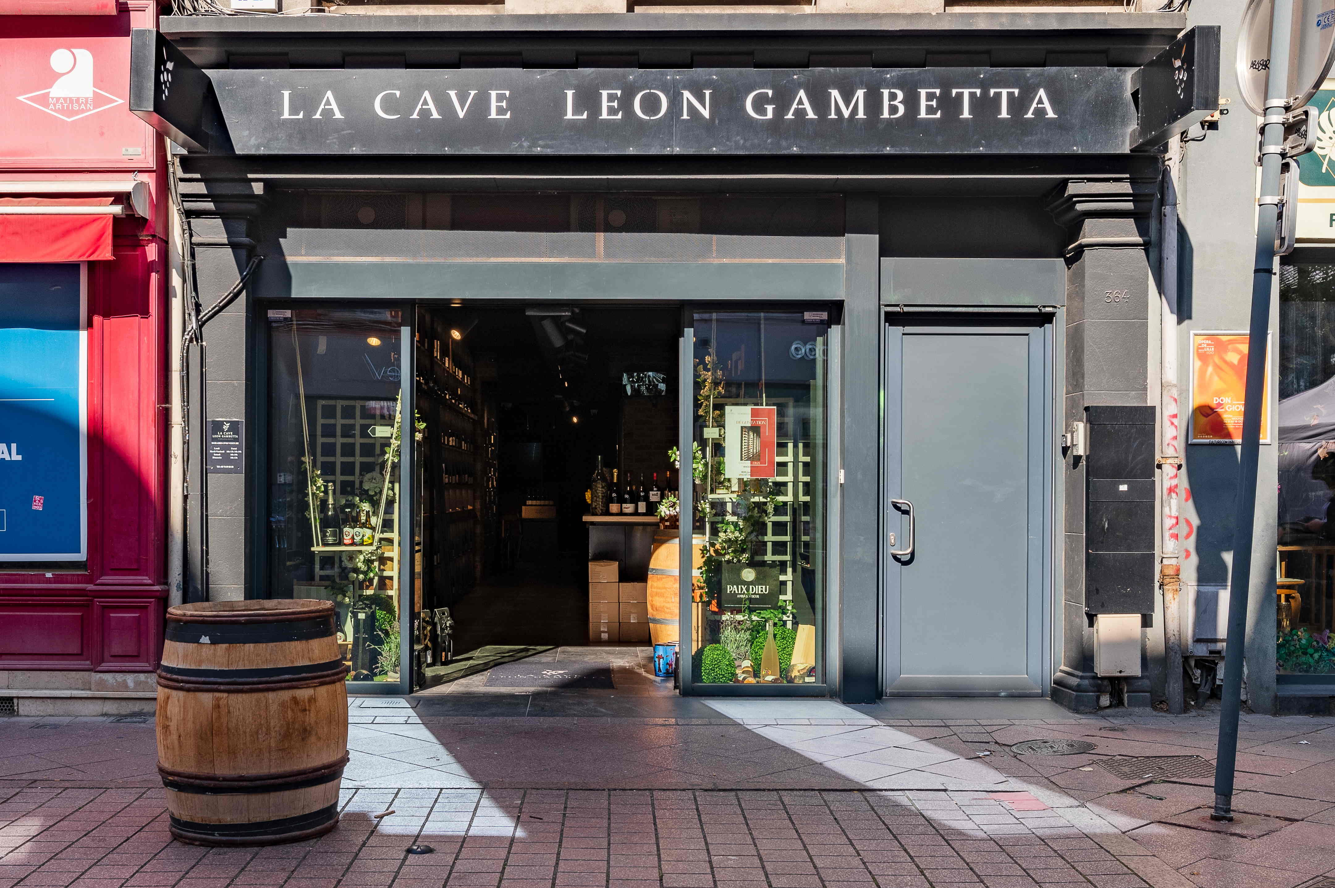 devanture cave Léon Gambetta à Lille