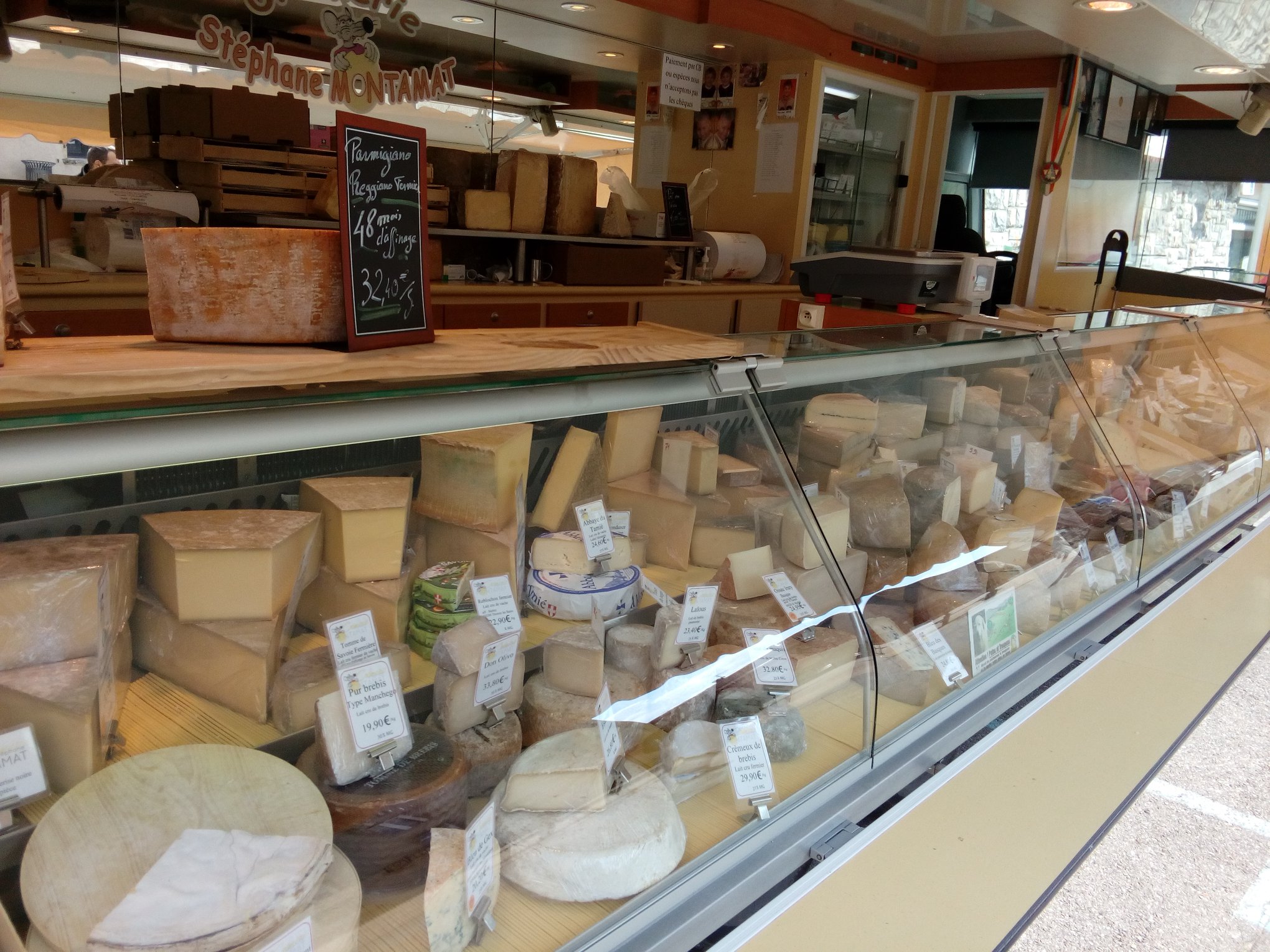 Crèmerie Montamat marché de Revel